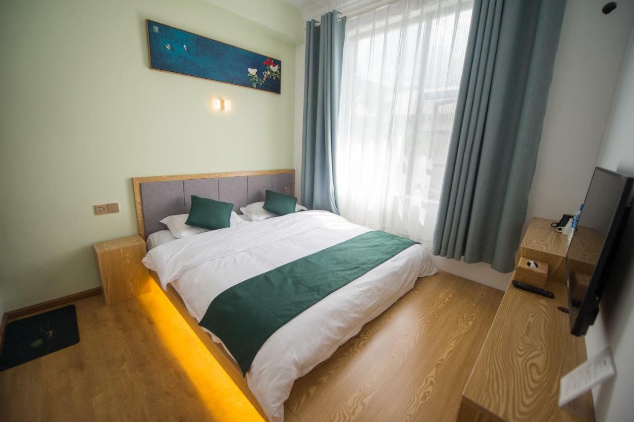 Dali Spring Field Hostel Eksteriør billede