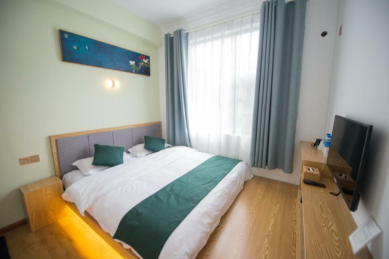Dali Spring Field Hostel Eksteriør billede
